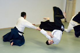 Pascal throwing Andrew